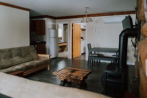 Glacier House Resort