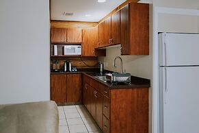 Glacier House Resort