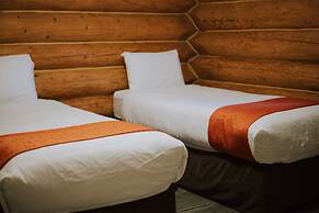 Glacier House Resort