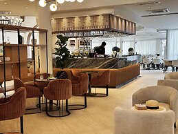 King Jason Paphos - Designed for Adults By Louis Hotels