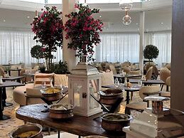 King Jason Paphos - Designed for Adults By Louis Hotels