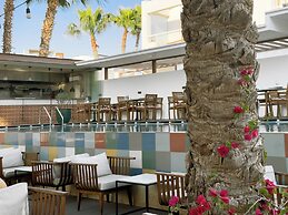 King Jason Paphos - Designed for Adults By Louis Hotels