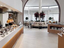 King Jason Paphos - Designed for Adults By Louis Hotels