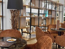 King Jason Paphos - Designed for Adults By Louis Hotels