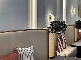 King Jason Paphos - Designed for Adults By Louis Hotels