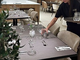 King Jason Paphos - Designed for Adults By Louis Hotels