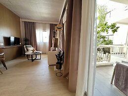 King Jason Paphos - Designed for Adults By Louis Hotels