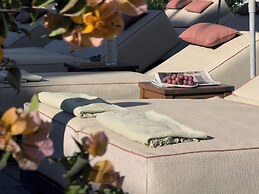 King Jason Paphos - Designed for Adults By Louis Hotels