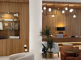 King Jason Paphos - Designed for Adults By Louis Hotels