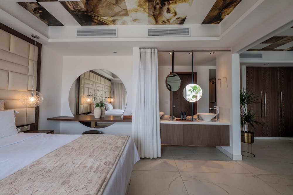 King Jason Paphos - Designed for Adults By Louis Hotels