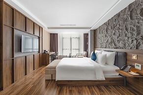 Kin Hotel Thai Van Lung