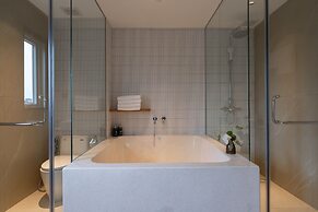 Kin Hotel Thai Van Lung