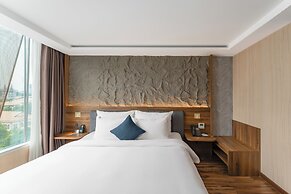 Kin Hotel Thai Van Lung