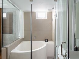 Kin Hotel Thai Van Lung