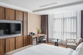 Kin Hotel Thai Van Lung