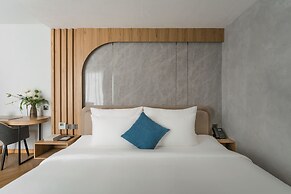 Kin Hotel Thai Van Lung