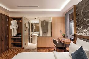 Kin Hotel Thai Van Lung