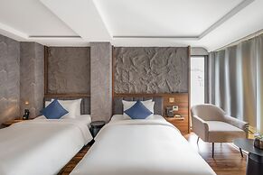 Kin Hotel Thai Van Lung