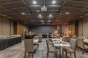 Kin Hotel Thai Van Lung