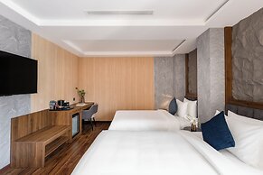 Kin Hotel Thai Van Lung