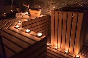 Muong Thanh Luxury Song Han Hotel