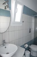 Ikaros Studios & Apartments