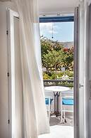 Ikaros Studios & Apartments