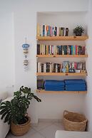 Ikaros Studios & Apartments