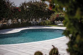 Ikaros Studios & Apartments