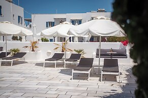 Ikaros Studios & Apartments