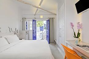 Kouros Village Hotel - Adults Only