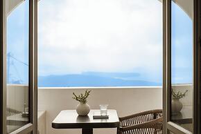 Aqua Luxury Suites