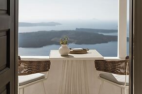 Aqua Luxury Suites