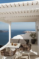 Aqua Luxury Suites