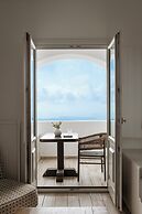 Aqua Luxury Suites