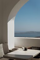 Aqua Luxury Suites