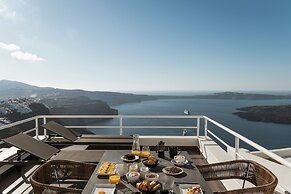 Aqua Luxury Suites