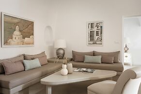 Aqua Luxury Suites