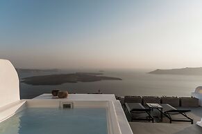 Aqua Luxury Suites