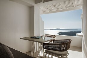 Aqua Luxury Suites