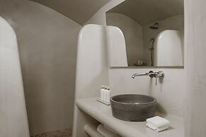 Aqua Luxury Suites