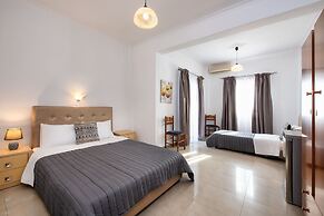 Alizea Villas & Suites