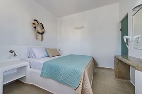 Alizea Villas & Suites