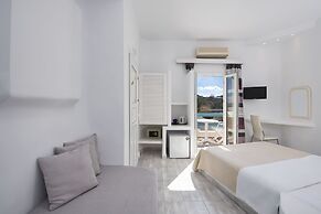Alizea Villas & Suites