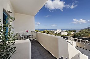 Alizea Villas & Suites