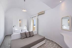 Alizea Villas & Suites