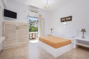 Alizea Villas & Suites