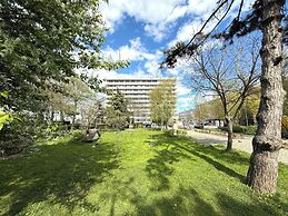 Delta 3 Hotel