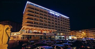 Delta 3 Hotel