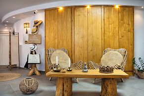 Evgenia Villas & Suites by Calm Collection